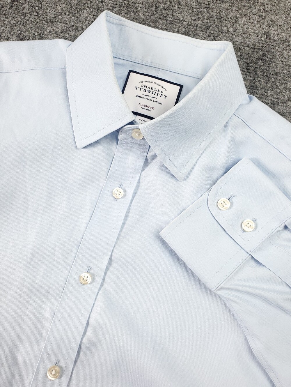 Charles Tyrwhitt Non Iron Twill Dress Shirt 17 34 Classic Light Blue Sky Blue